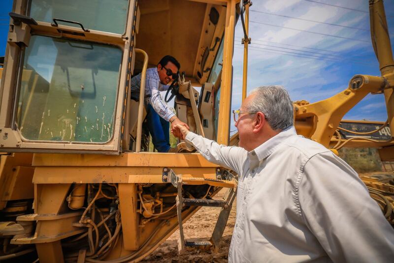 Rubén Rocha Moya inaugura carretera que conecta a dos comunidades en Mocorito, Sinaloa