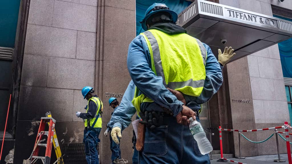 Ocurrió un incendio en la tienda insignia de Tiffany & Co (AP).