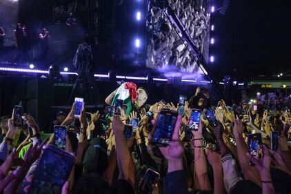 Rels B abarrotó el Foro Sol de la Ciudad de México