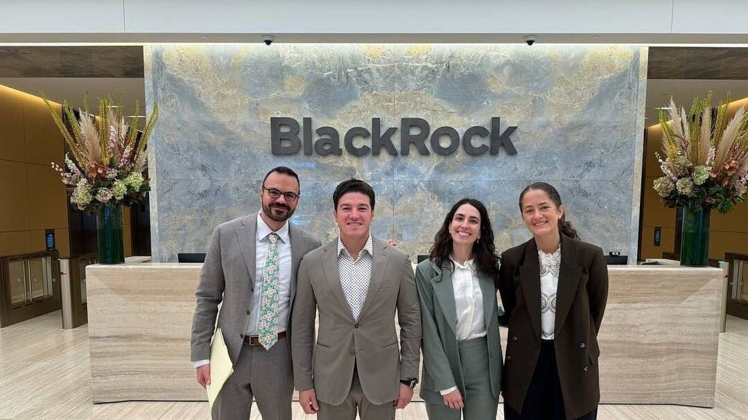 García informó sobre su viaje en redes sociales.