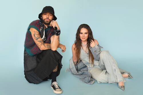 Jesse & Joy transportan a la nostalgia con “Lo que nos faltó decir”