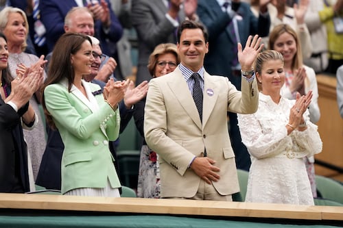 Federer es homenajeado y ovacionado en Wimbledon