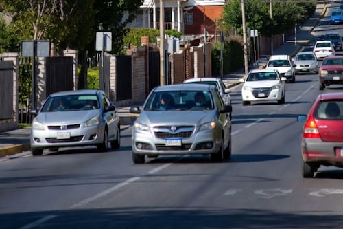 Hoy No Circula 31 de diciembre de 2025: qué autos descansan en CDMX y Edomex, el último del año