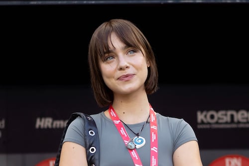 Aficionada del Osasuna se hace viral por asistir al estadio sin sostén