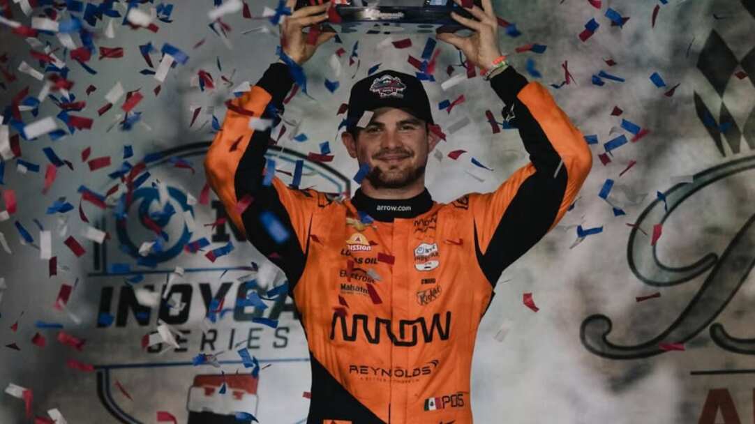 Pato O'Ward sorprendió a sus seguidores en redes.