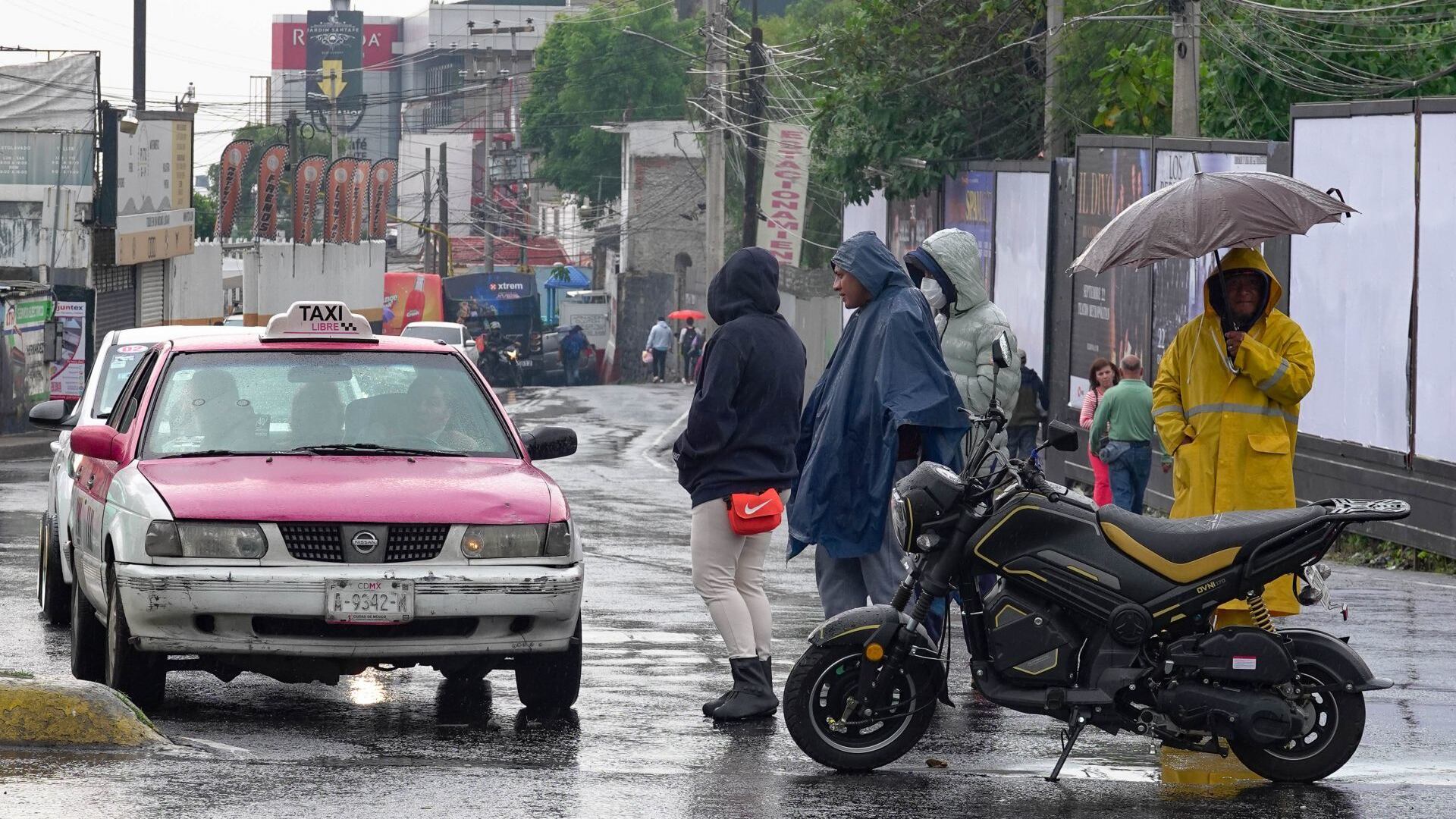 Hoy no Circula del viernes 1 de agosto de 2025 en CDMX y Edomex
