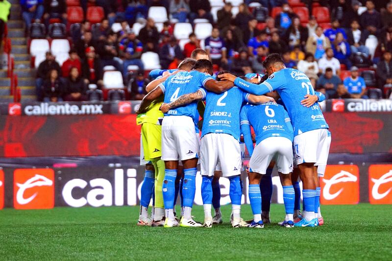 Cruz azul pide calma a sus aficionados