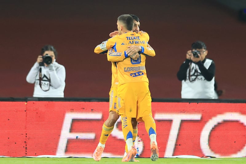 Cruz Azul vs Tigres UANL