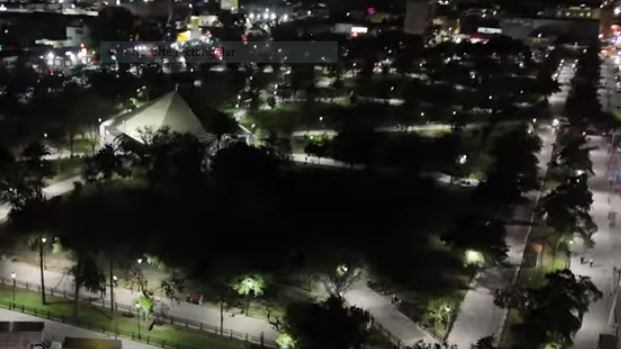 Desde principios de año se está pidiendo la renovación de lámparas.