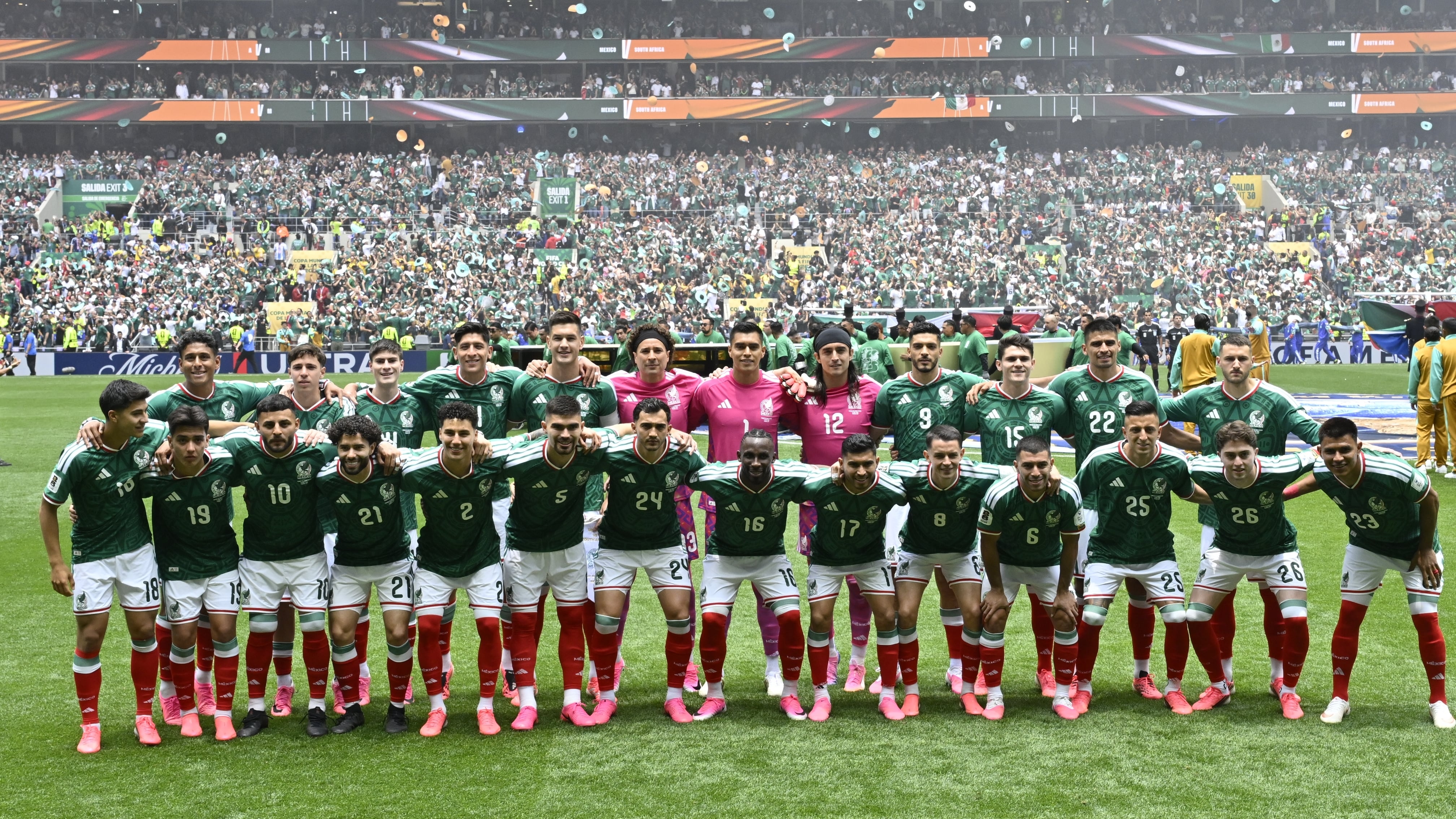México cierra la fase de grupos ante República Checa.