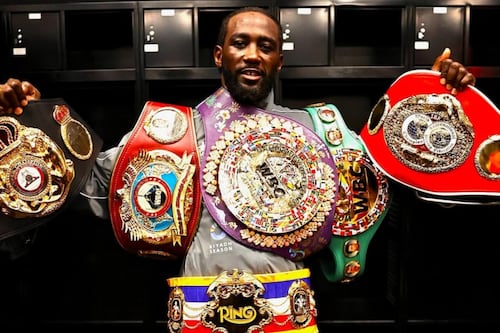 Terence Crawford sobrevivió a un balazo en la cabeza antes de terminar con el reinado del Canelo