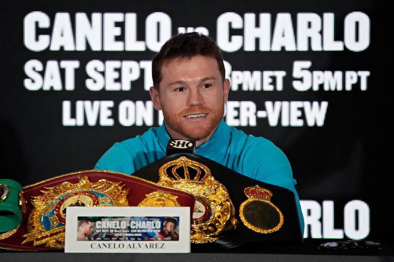 Canelo Álvarez apunta a realizar la tercera defensa de su campeonato indiscutible