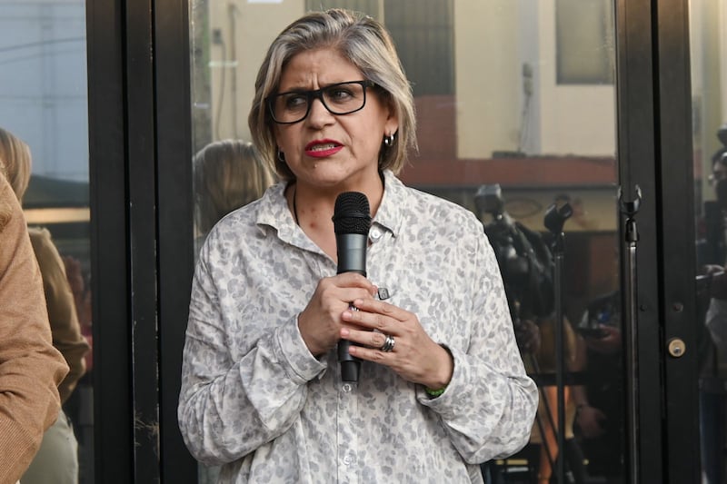 La coordinadora del Grupo Legislativo de MC espera que al menos tres estaciones de la L6 estén listas.