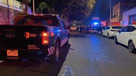 Atacan a balazos a policías en Guadalajara, hay un herido