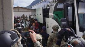 Descubren a 726 migrantes escondidos en una bodega de Tlaxcala