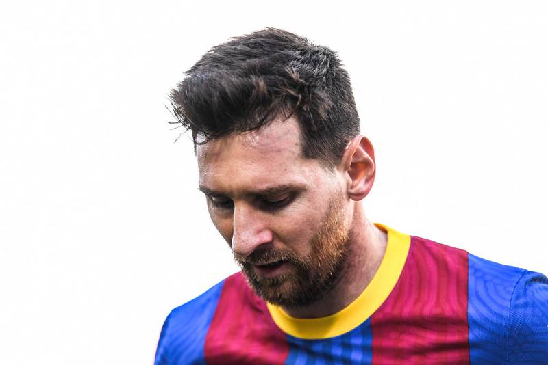 La investigación apunta, en su primera parte, a los contratos alrededor de Lionel Messi