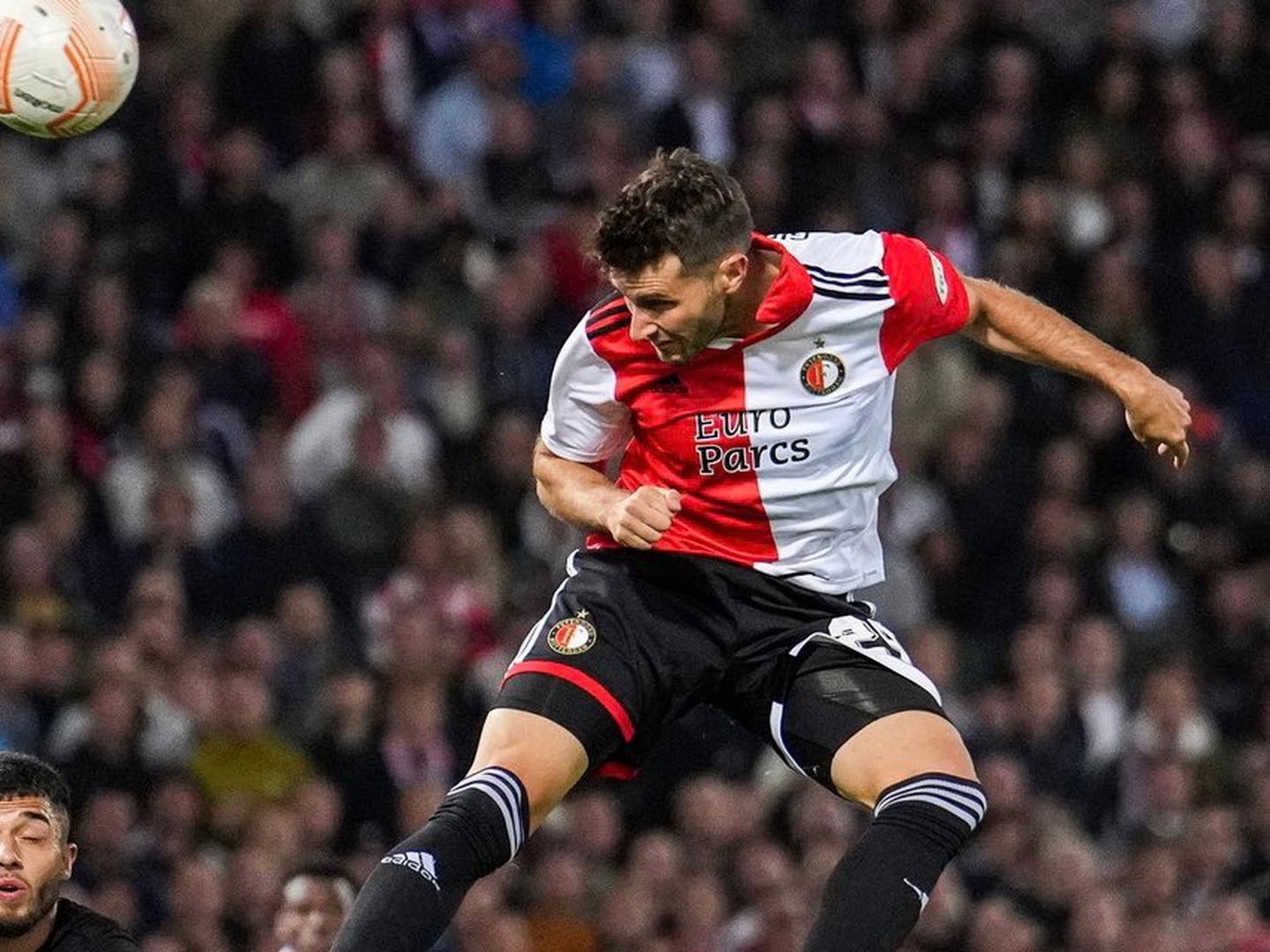 Santiago Giménez se lució en la Europa League | Feyenoord