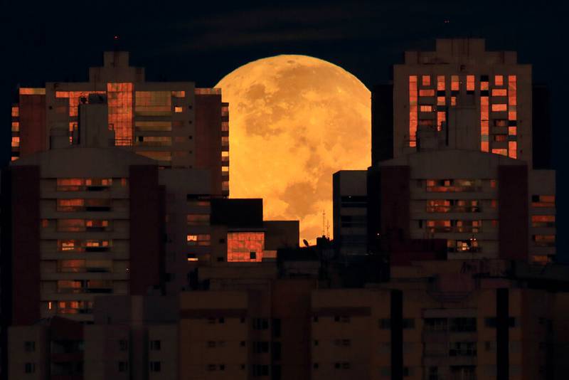 Eclipse lunar total Brasil