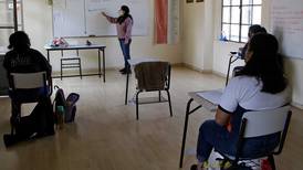 Más de 2 mil escuelas en Puebla sin servicios básicos 
